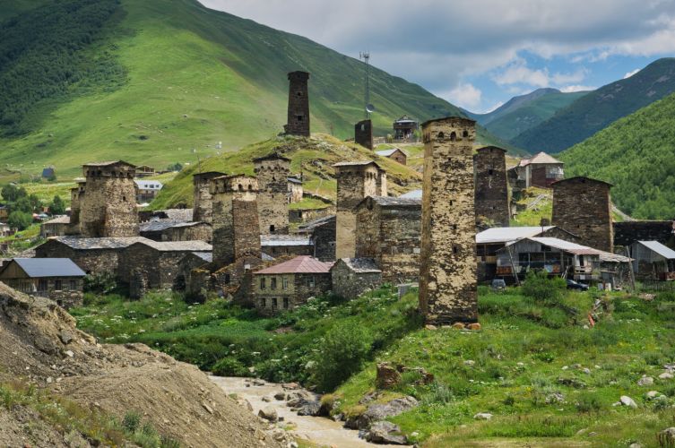 Remoto, de verdad, llegaremos a lo más inhóspito del Cáucaso - Viajes en grupo a Georgia TheWOW Travels